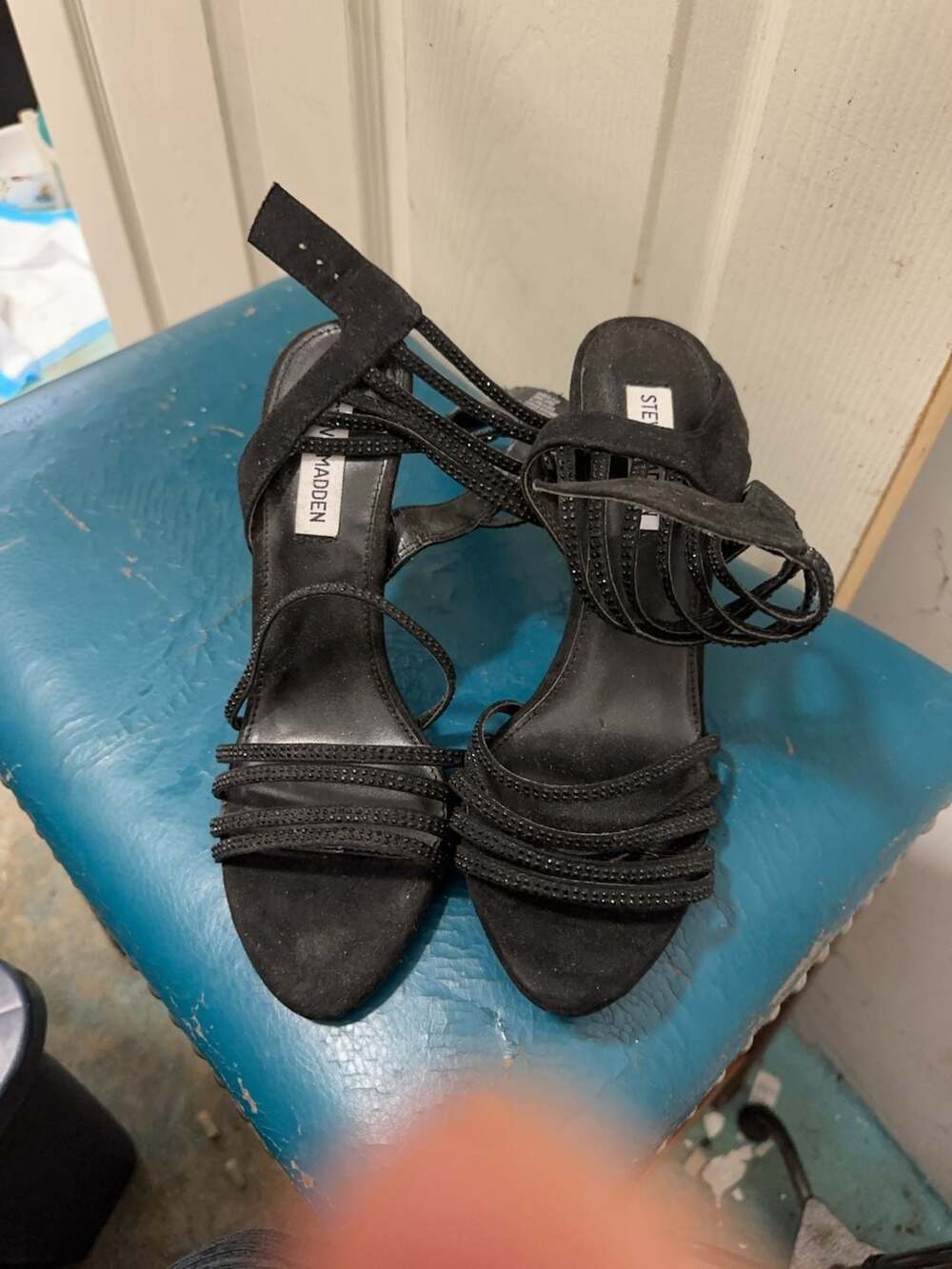 Steve Madden SHINEON Black Rhinestone Strappy Stiletto Heels Size 8.5